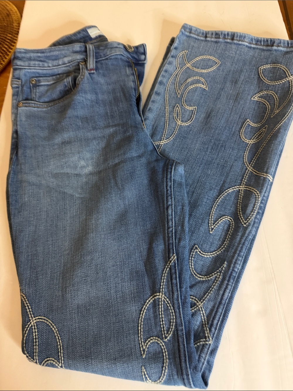 Idyllwind legend Blue Bootcut Jeans with Cream Embroidery - Picture 2 of 10